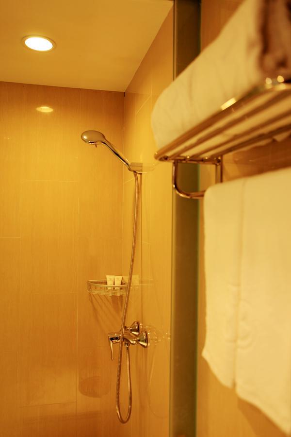 Metropolo Hotel Shijiazhuang Yuhua Wanda Plaza Exterior foto