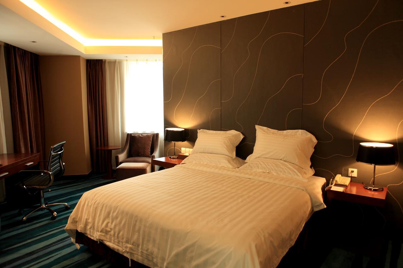 Metropolo Hotel Shijiazhuang Yuhua Wanda Plaza Exterior foto